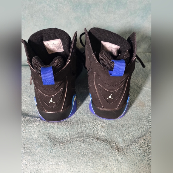 Jordan True Flight Basketball Shoes - Picture 4 of 7